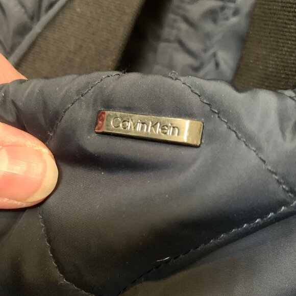 Men’s Calvin Klein Navy Blue Medium Jacket Quilted Diamond Pockets Repaired Cuff - Picture 10 of 13